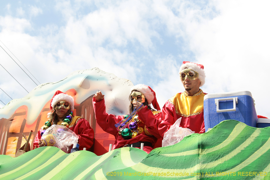 Krewe-of-Okeanos-2019-008044