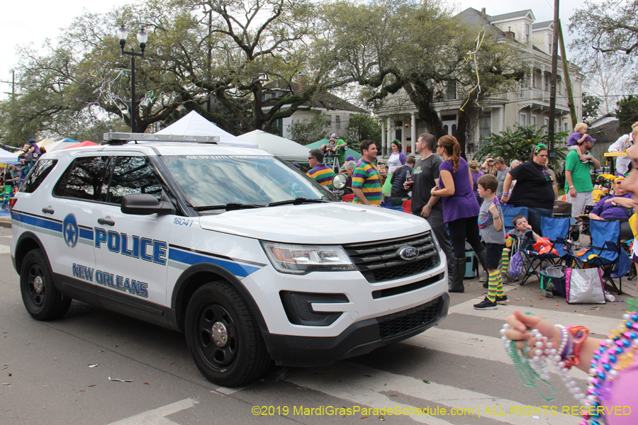 Krewe-of-Okeanos-2019-008056