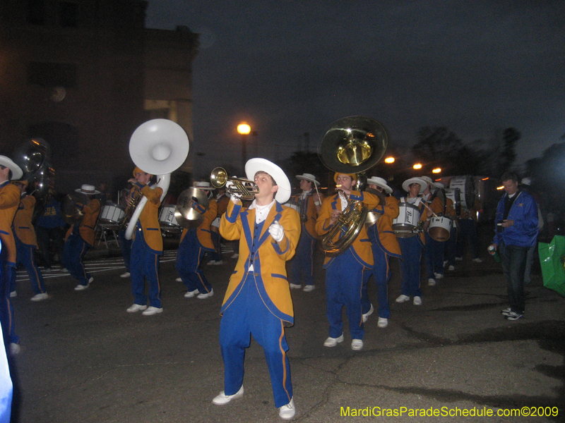 Mystic-Krewe-of-Olympia-2009-Covington-Mardi-Gras-Parade-0477