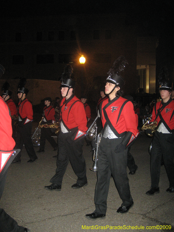 Mystic-Krewe-of-Olympia-2009-Covington-Mardi-Gras-Parade-0516