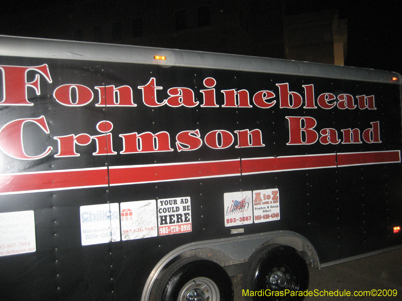 Mystic-Krewe-of-Olympia-2009-Covington-Mardi-Gras-Parade-0519