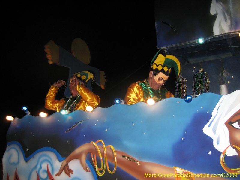 Mystic-Krewe-of-Olympia-2009-Covington-Mardi-Gras-Parade-0532