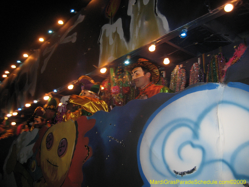 Mystic-Krewe-of-Olympia-2009-Covington-Mardi-Gras-Parade-0534