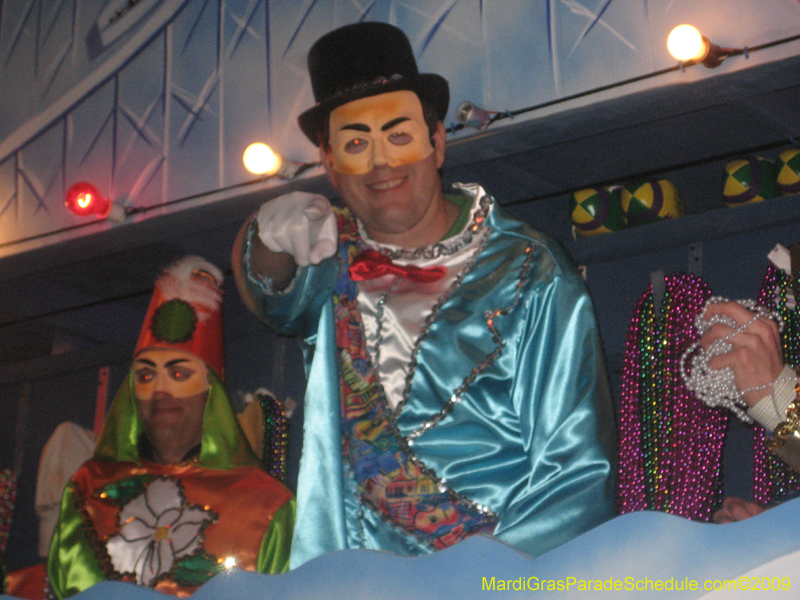 Mystic-Krewe-of-Olympia-2009-Covington-Mardi-Gras-Parade-0547