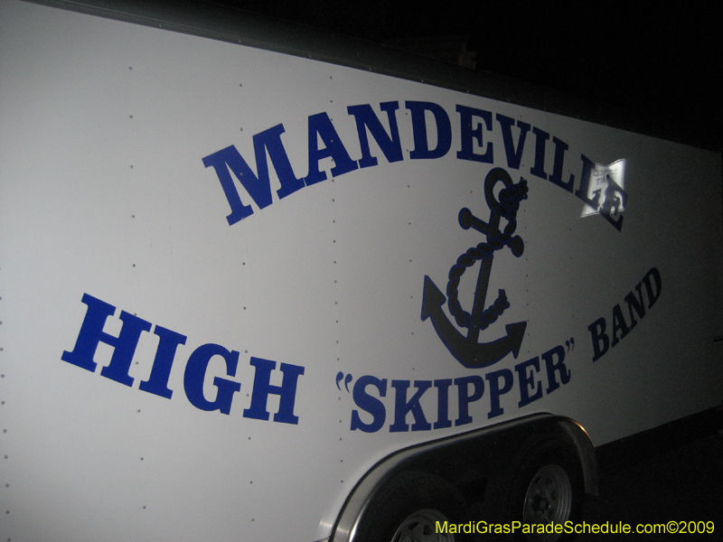 Mystic-Krewe-of-Olympia-2009-Covington-Mardi-Gras-Parade-0553