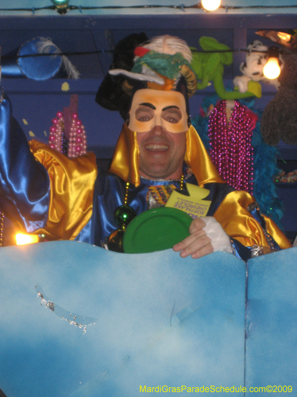 Mystic-Krewe-of-Olympia-2009-Covington-Mardi-Gras-Parade-0561