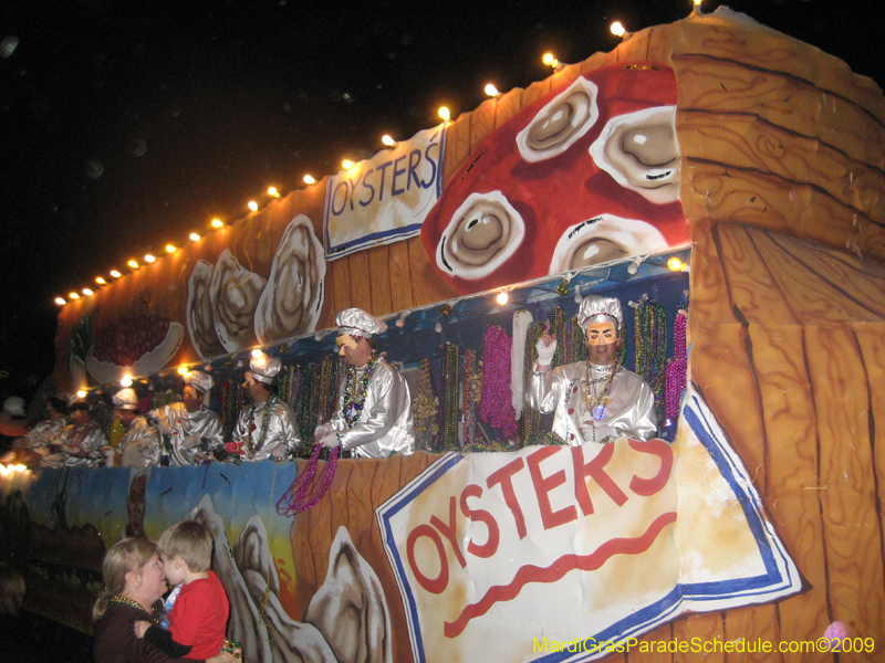 Mystic-Krewe-of-Olympia-2009-Covington-Mardi-Gras-Parade-0578