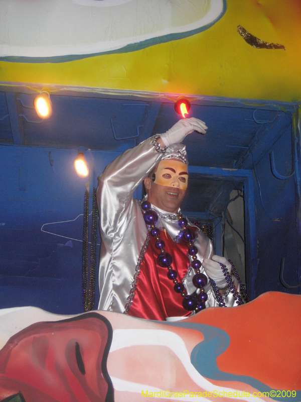 Mystic-Krewe-of-Olympia-2009-Covington-Mardi-Gras-Parade-0595