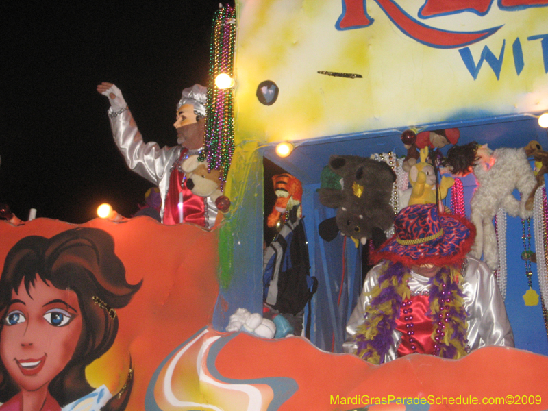 Mystic-Krewe-of-Olympia-2009-Covington-Mardi-Gras-Parade-0596