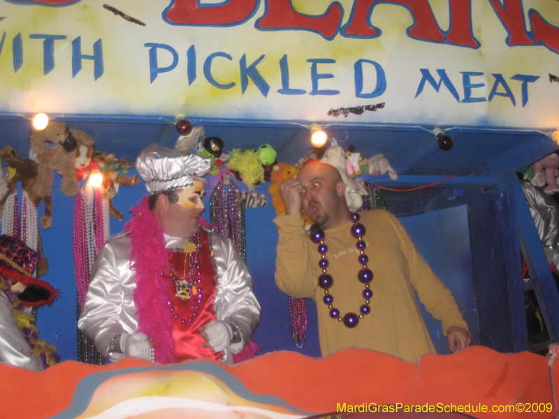 Mystic-Krewe-of-Olympia-2009-Covington-Mardi-Gras-Parade-0597