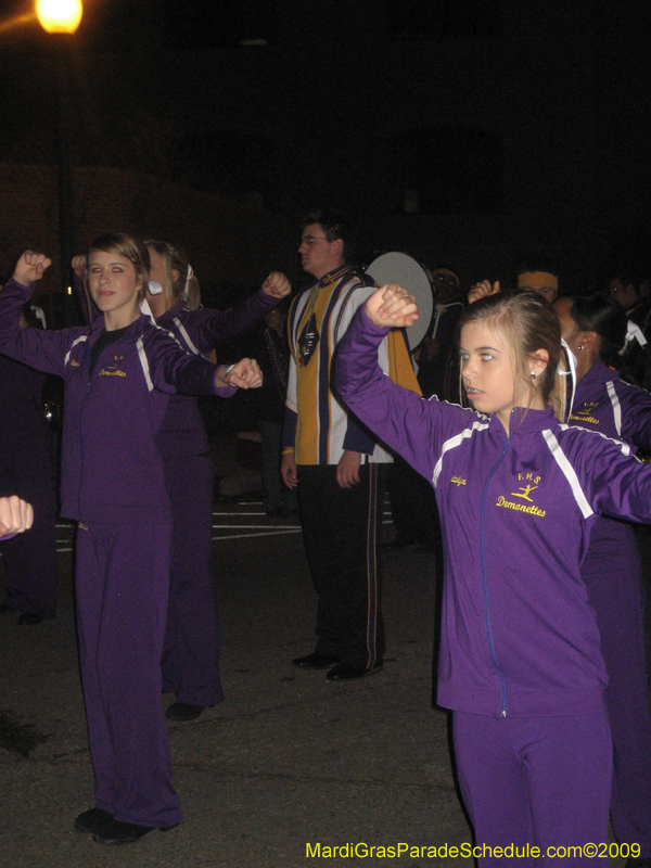 Mystic-Krewe-of-Olympia-2009-Covington-Mardi-Gras-Parade-0631