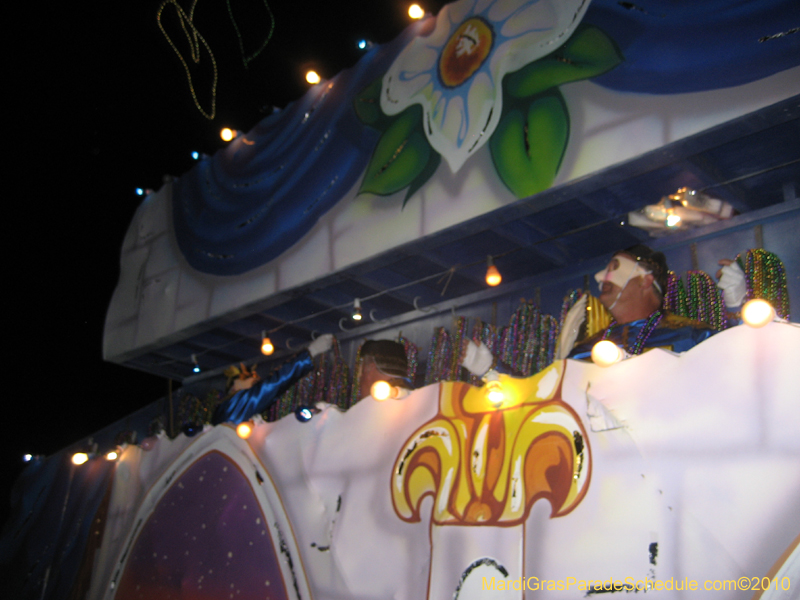 Krewe-of-Olympia-2010-Covington-Mardi-Gras-092