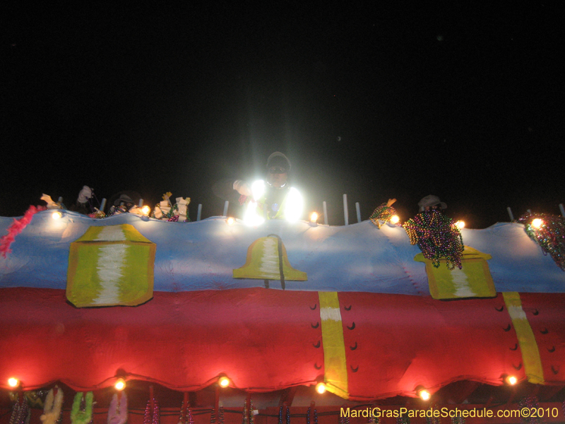 Original-Krewe-of-Orpheus-2010-Mandeville-Mardi-Gras-093