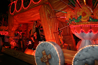 Krewe-of-Orpheus-2008-New-Orleans-Mardi-Gras-Parade-0310