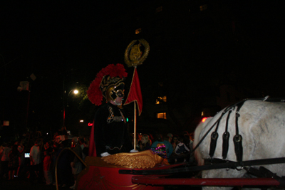 Krewe-of-Orpheus-2008-New-Orleans-Mardi-Gras-Parade-0327