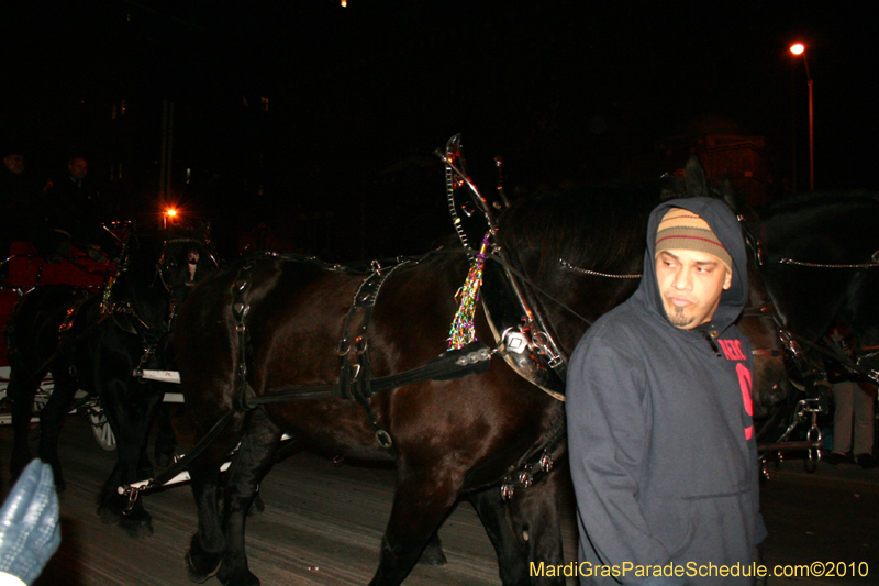 Krewe-of-Orpheus-2010-New-Orleans-Mardi-Gras-09824