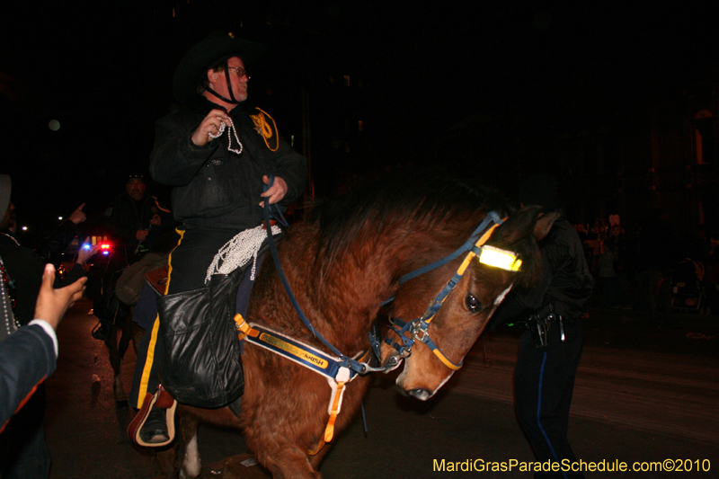 Krewe-of-Orpheus-2010-New-Orleans-Mardi-Gras-09831