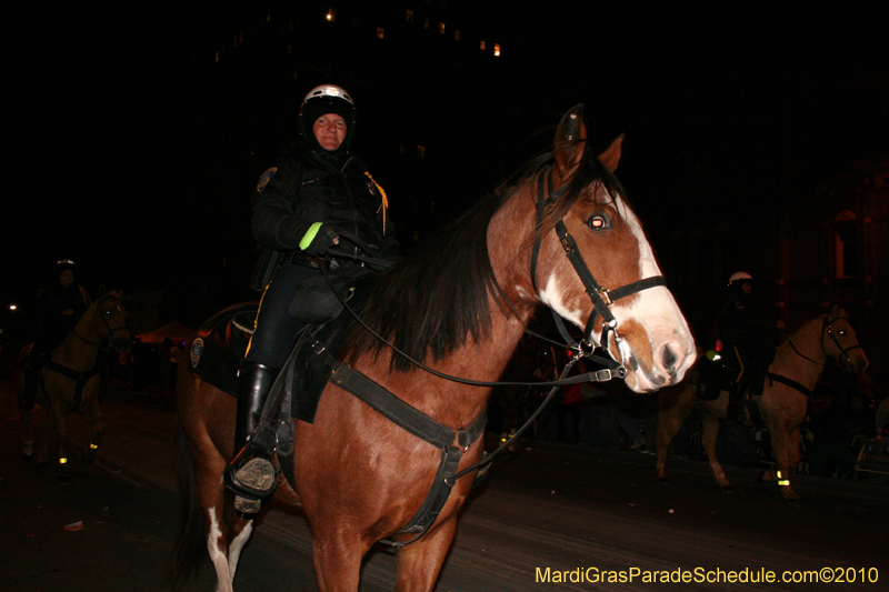 Krewe-of-Orpheus-2010-New-Orleans-Mardi-Gras-09842