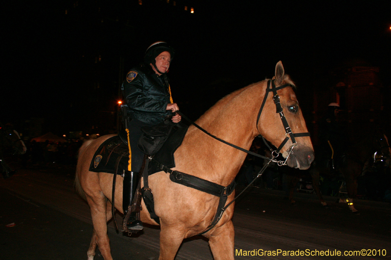 Krewe-of-Orpheus-2010-New-Orleans-Mardi-Gras-09843