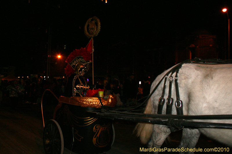 Krewe-of-Orpheus-2010-New-Orleans-Mardi-Gras-09863
