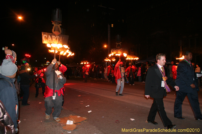 Krewe-of-Orpheus-2010-New-Orleans-Mardi-Gras-09880