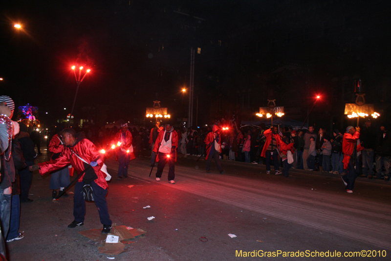 Krewe-of-Orpheus-2010-New-Orleans-Mardi-Gras-09881
