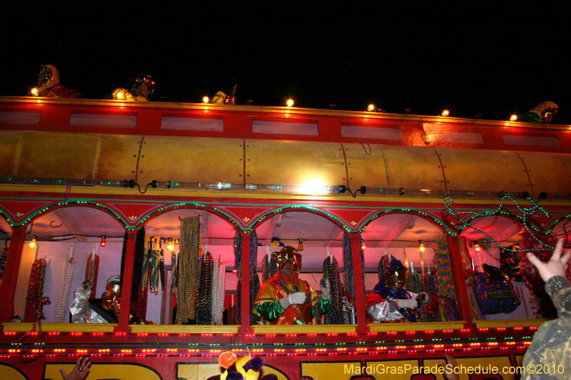 Krewe-of-Orpheus-2010-New-Orleans-Mardi-Gras-10022