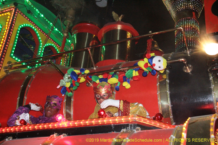 Krewe-of-Orpheus-2019-009785