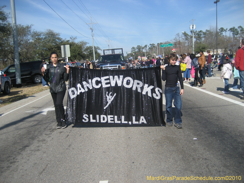 Krewe-of-Perseus-2010-Slidell-Mardi-Gras-039