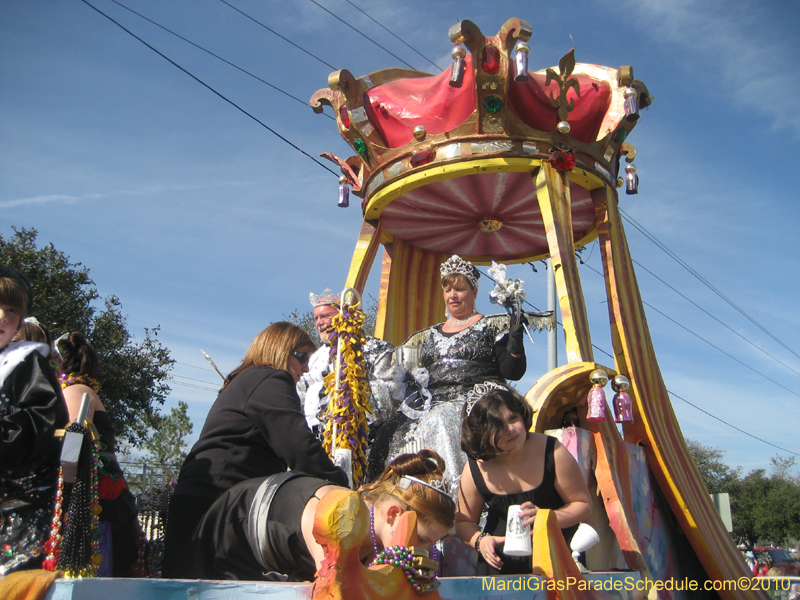 Krewe-of-Perseus-2010-Slidell-Mardi-Gras-052