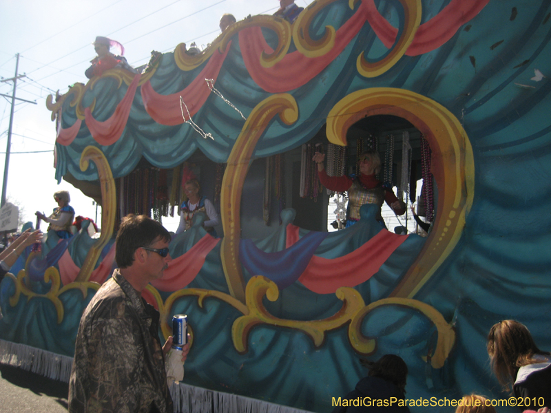 Krewe-of-Perseus-2010-Slidell-Mardi-Gras-082