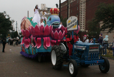 Krewe-of-Pontchartrain-Mardi-Gras-2008-New-Orleans-5310