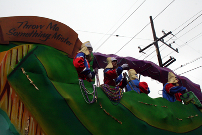 Krewe-of-Pontchartrain-Mardi-Gras-2008-New-Orleans-5329