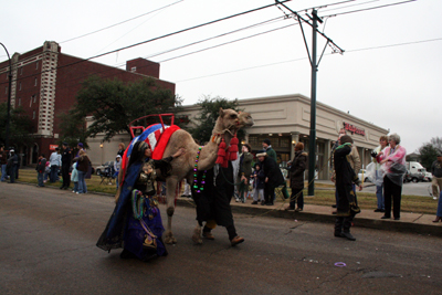 Krewe-of-Pontchartrain-Mardi-Gras-2008-New-Orleans-5362
