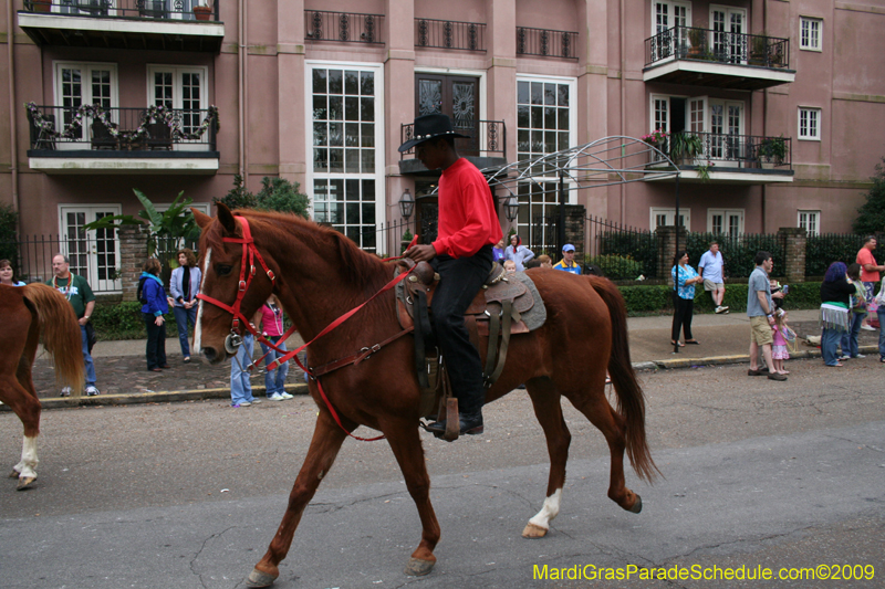 2009-Krewe-of-Pontchartrain-New-Orleans-Mardi-Gras-0538