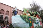 2009-Krewe-of-Pontchartrain-New-Orleans-Mardi-Gras-0533