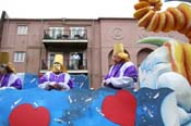 2009-Krewe-of-Pontchartrain-New-Orleans-Mardi-Gras-0551