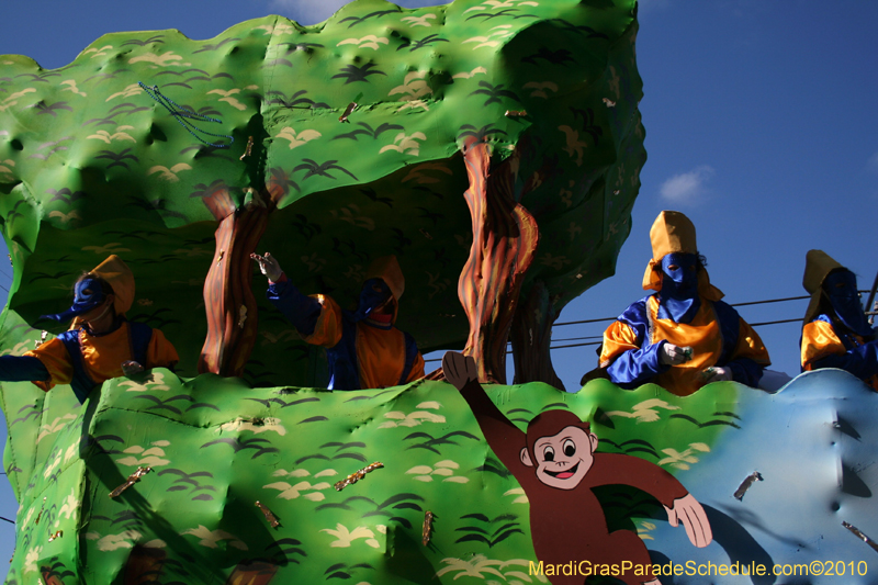 Krewe-of-Pontchartrain-2010-Mardi-Gras-Uptown-3791