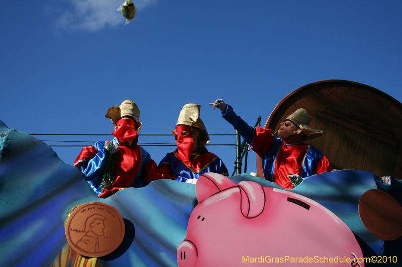 Krewe-of-Pontchartrain-2010-Mardi-Gras-Uptown-3798
