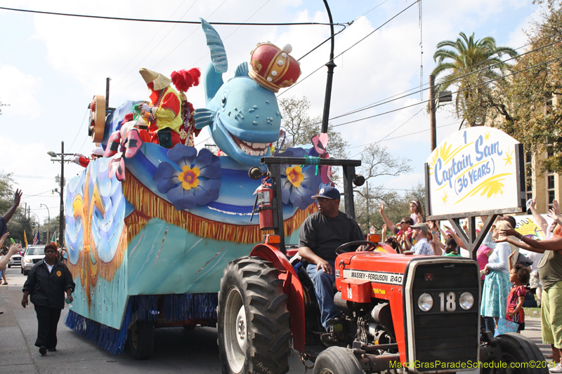 Krewe-of-Pontchartrain-2011-0040