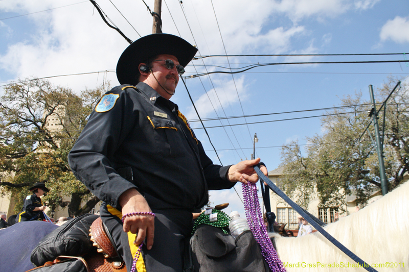 Krewe-of-Pontchartrain-2011-0047