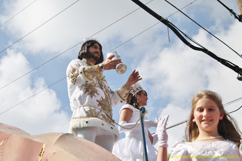 Krewe-of-Pontchartrain-2011-0055