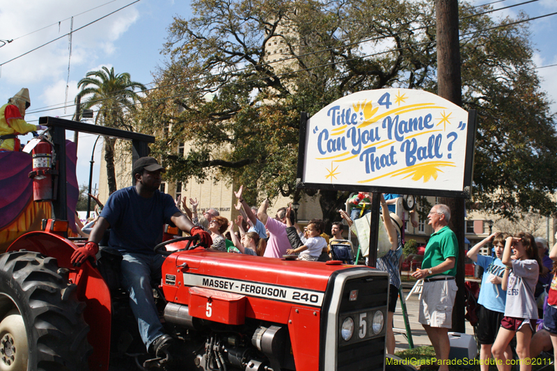 Krewe-of-Pontchartrain-2011-0073