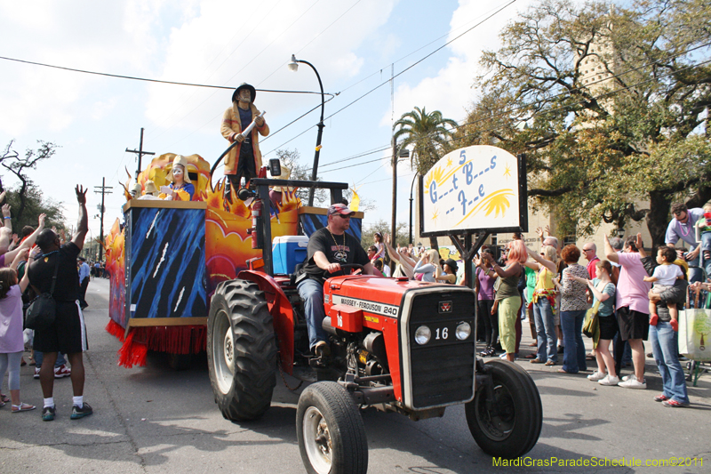 Krewe-of-Pontchartrain-2011-0086