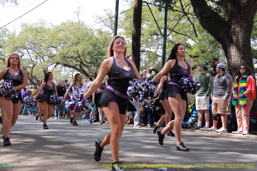 2014-Krewe-of-Pontchartrain11085