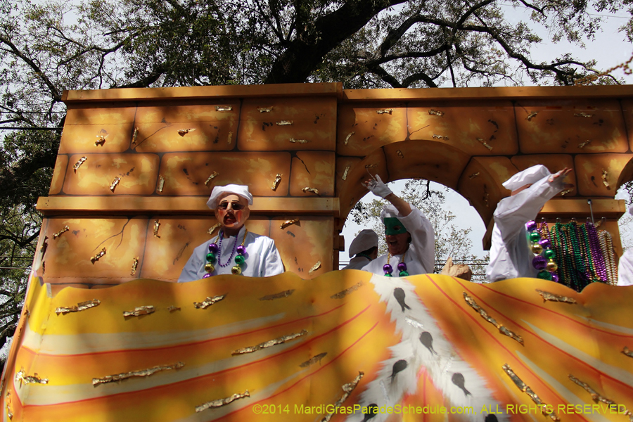 2014-Krewe-of-Pontchartrain11093