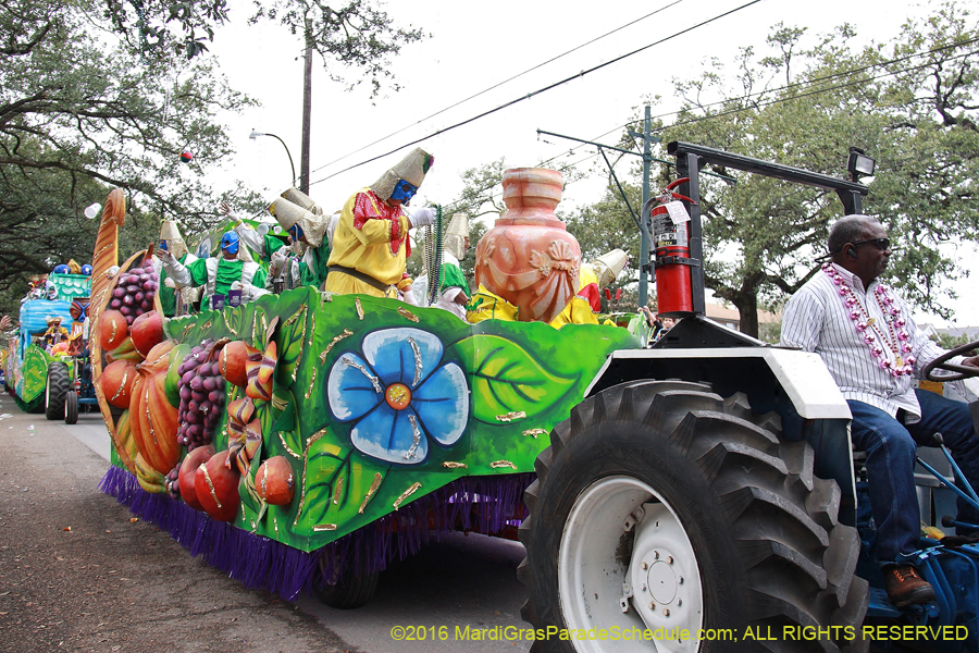 2016-Krewe-of-Pontchartrain-001796