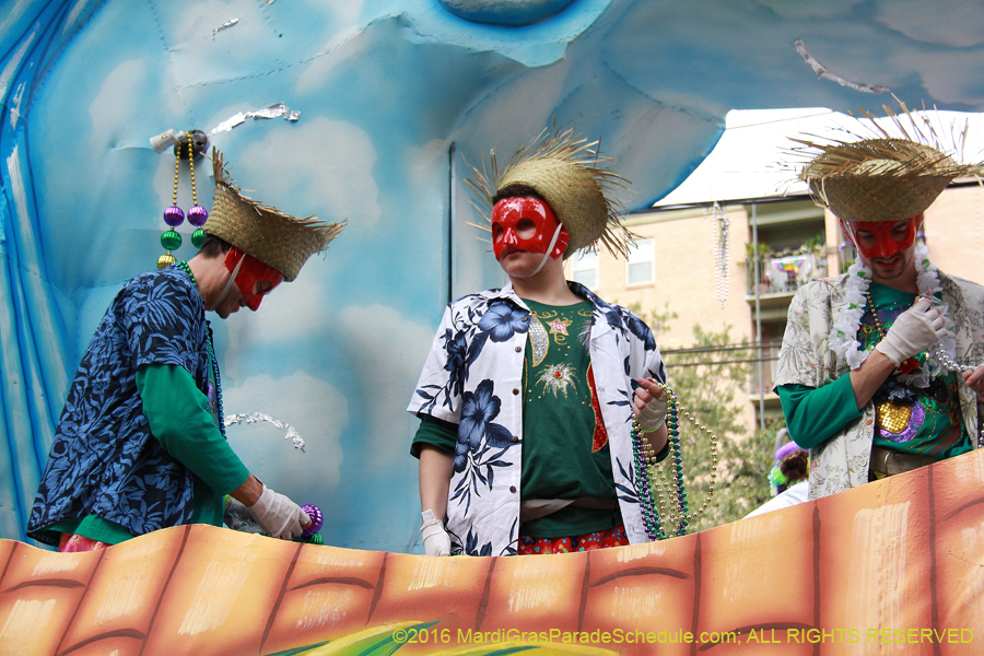 2016-Krewe-of-Pontchartrain-001813