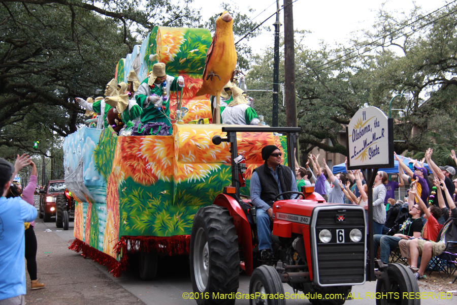 2016-Krewe-of-Pontchartrain-001820