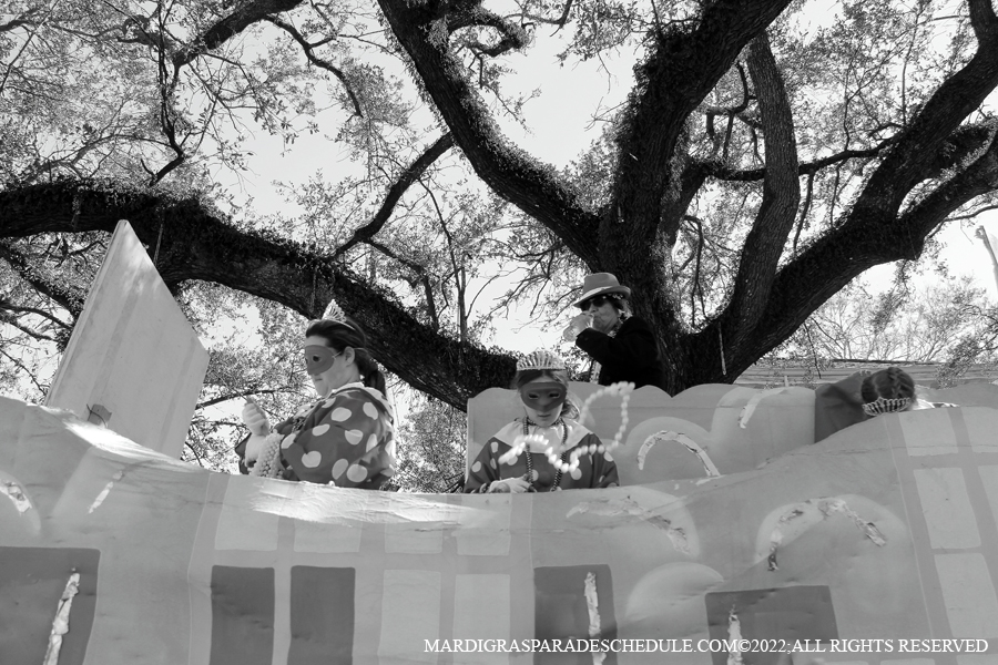 Krewe-of-Pontchartrain00049-2022